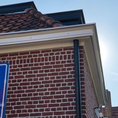 Foto van dakgoot in Winschoten Foto van dakgoot in Winschoten